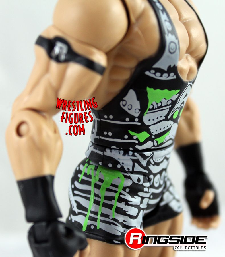 http://www.ringsidecollectibles.com/Merchant2/graphics/00000001/mfa27_ryback_pic4_XL.jpg