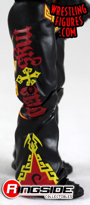 http://www.ringsidecollectibles.com/mm5/graphics/00000001/mfa40_rey_mysterio_pic3.jpg