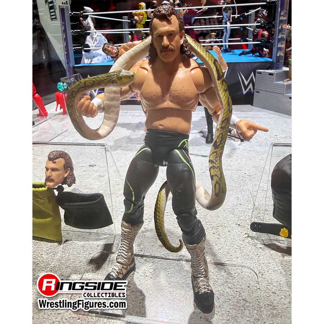 Jake Roberts - WWE Ultimate Edition 32 Toy Wrestling Action Figure