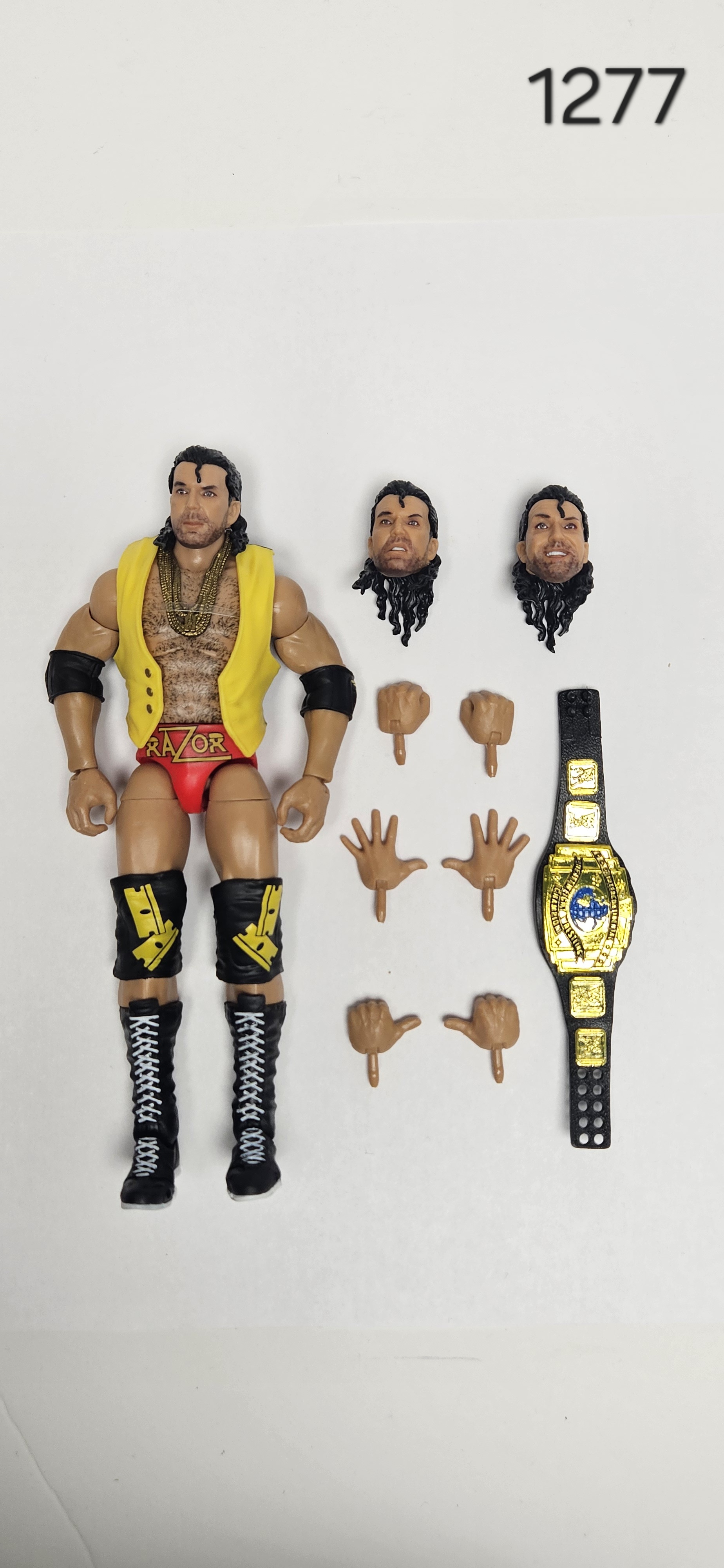 Loose Figure - Razor Ramon (Yellow) - WWE Ultimate Edition 16 ...