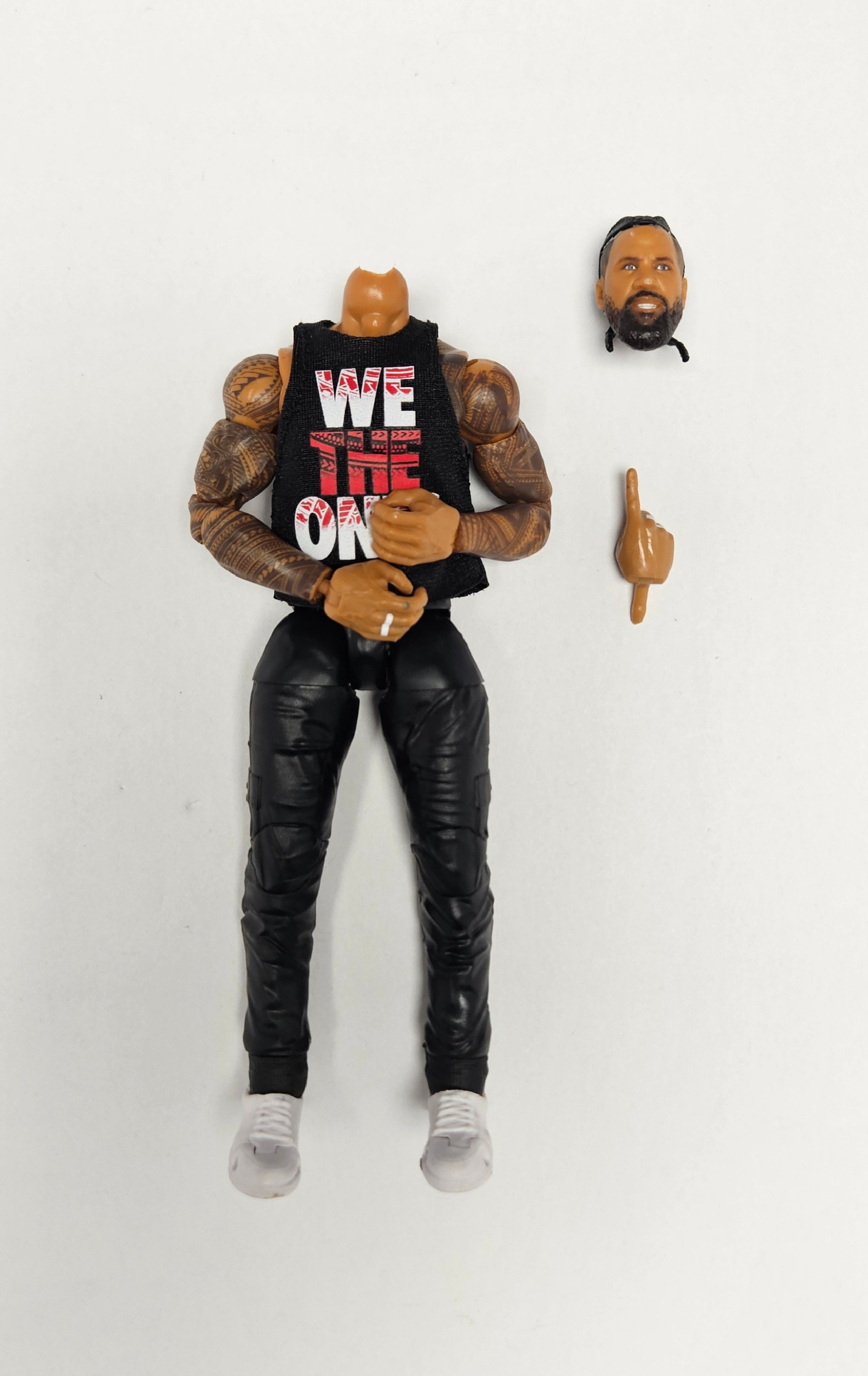 Image Loose Figure - Jimmy Uso (Black Gear) - WWE Elite 114