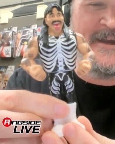 Image Dominik Mysterio - WWE 2026 Retros (Wave 3) Ringside Exclusive